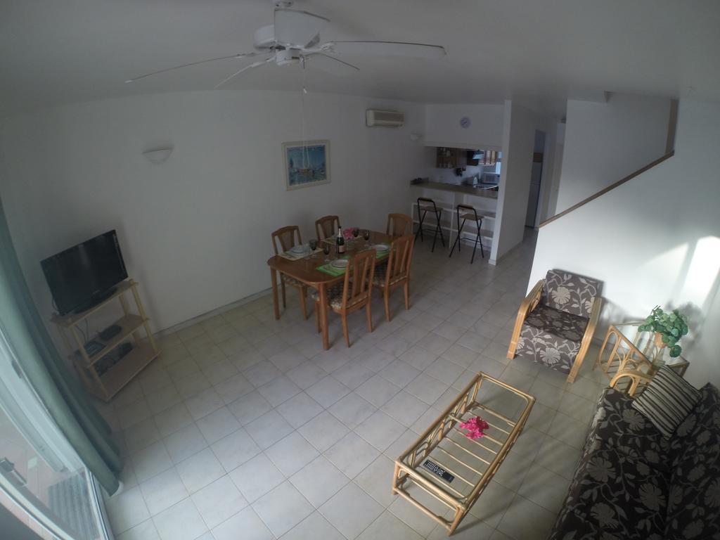 Antigua Chiama Italia Villas Jolly Harbour エクステリア 写真