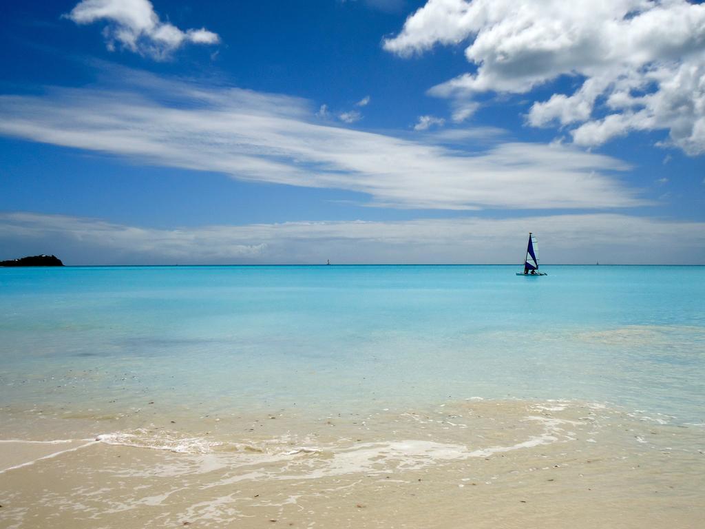 Antigua Chiama Italia Villas Jolly Harbour エクステリア 写真