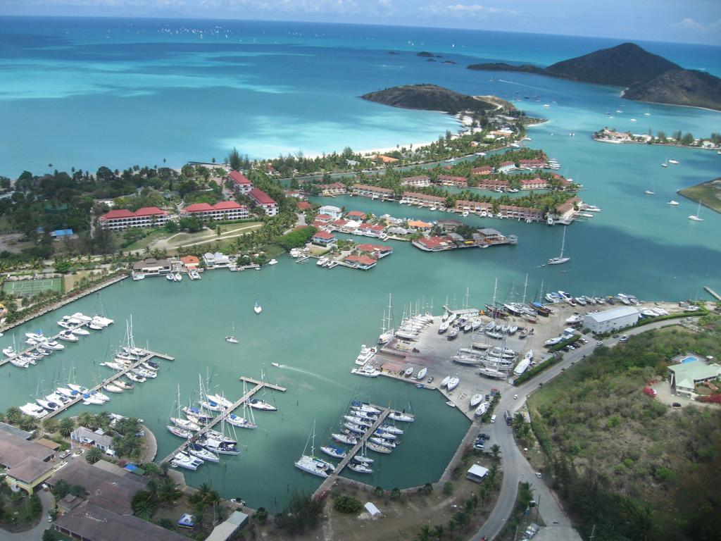 Antigua Chiama Italia Villas Jolly Harbour エクステリア 写真