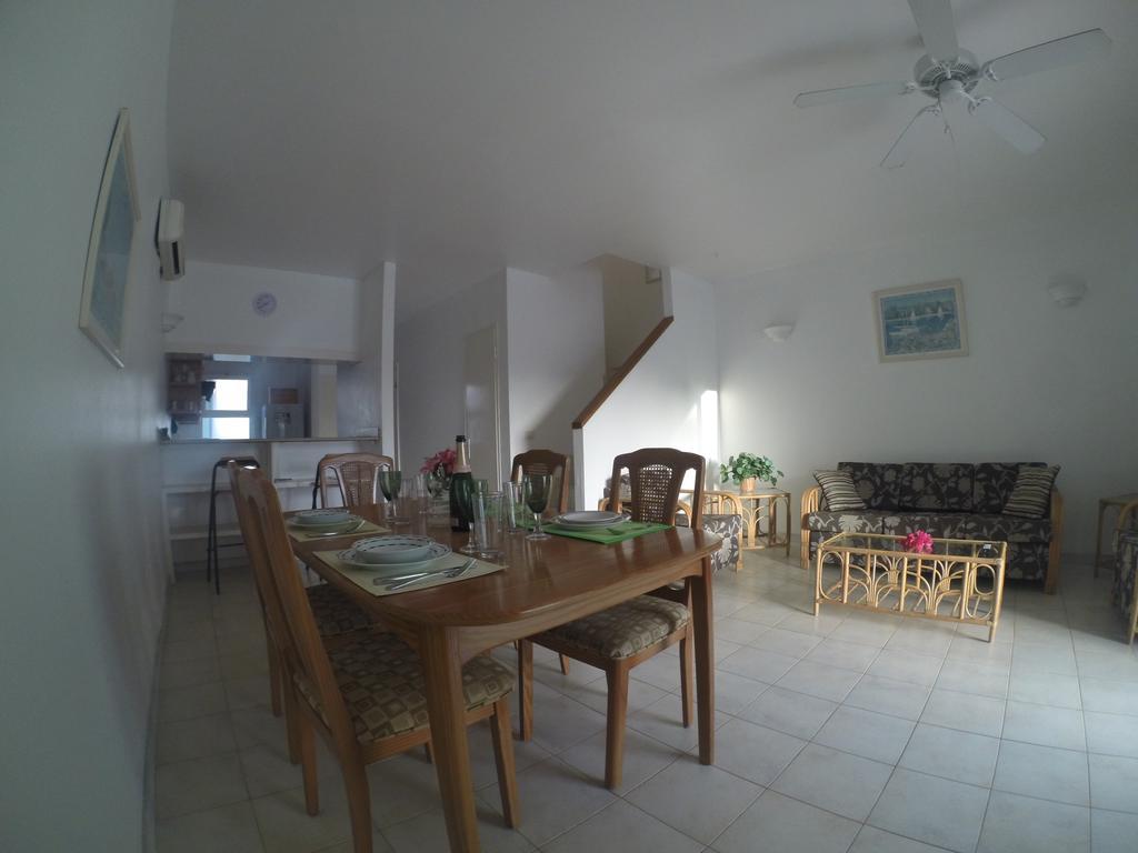 Antigua Chiama Italia Villas Jolly Harbour エクステリア 写真