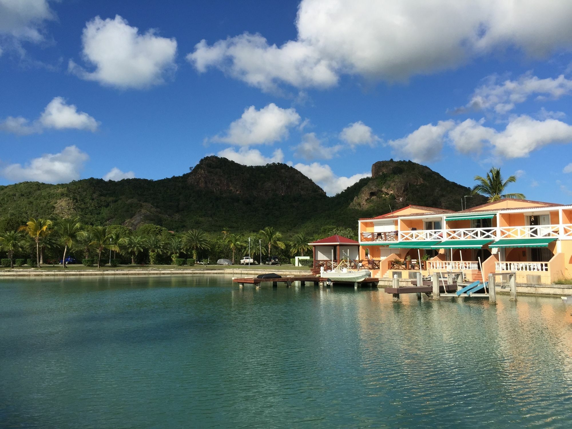 Antigua Chiama Italia Villas Jolly Harbour エクステリア 写真